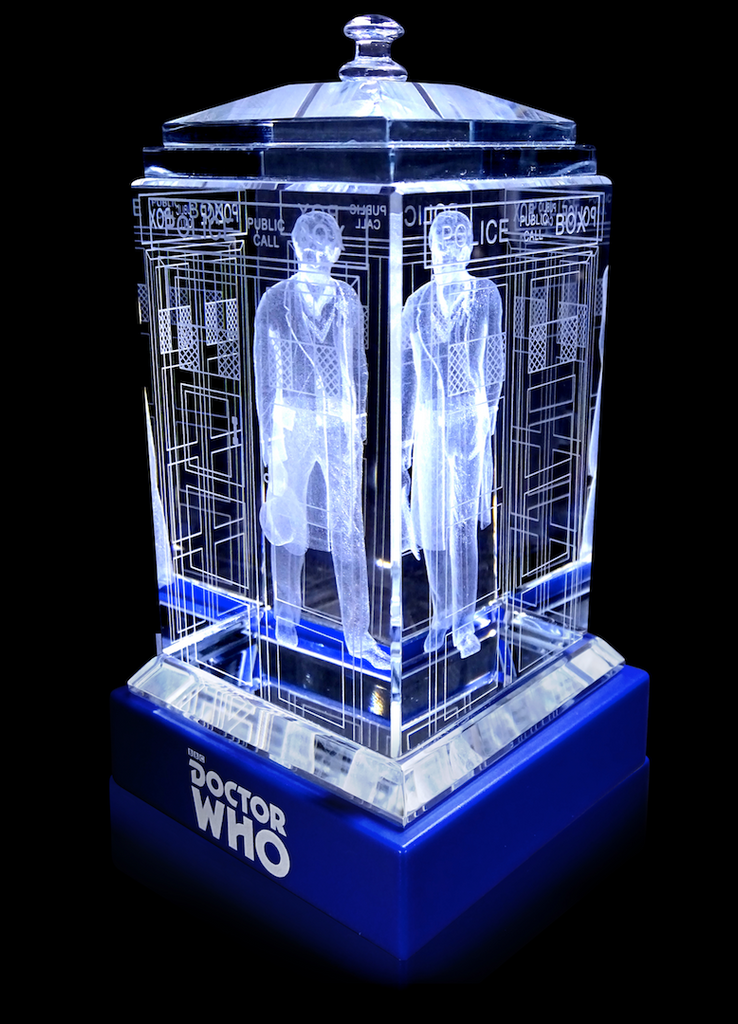 Peter Davidson of Doctor Who laser-engraved in a crystal TARDIS replica on an LED-lit base